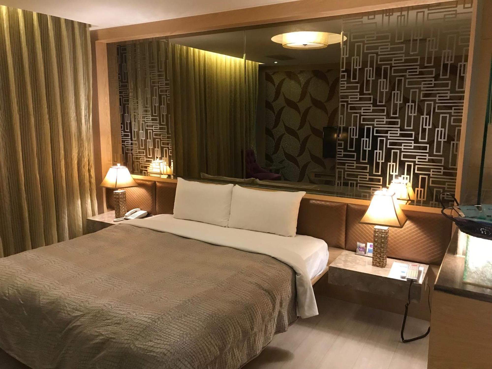 Venice Motel Гаосюн Экстерьер фото